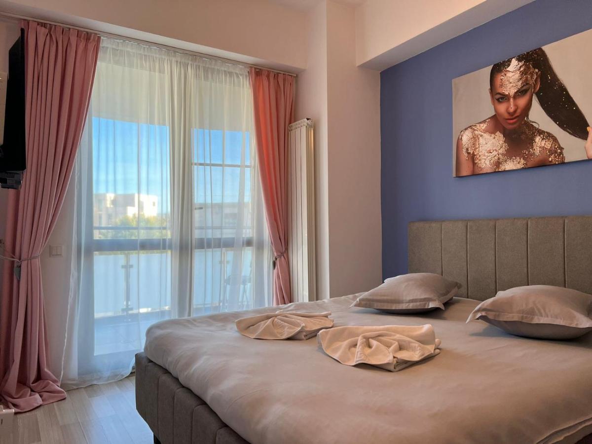 Studios & Apartments Palas By Glam At Lazar Towers Jászvásár Kültér fotó