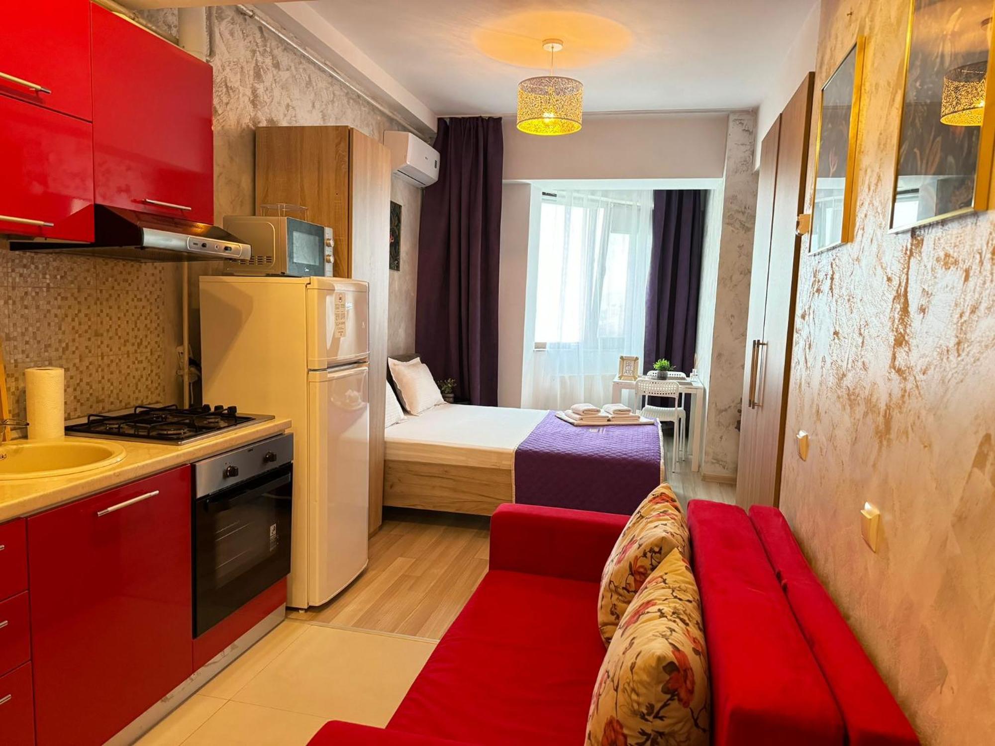 Studios & Apartments Palas By Glam At Lazar Towers Jászvásár Kültér fotó